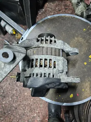 Cr12 Alternator For Nissan March