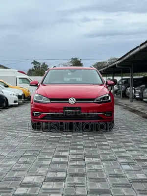 Volkswagen Golf Variant 2018 Red