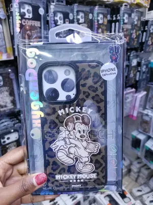 Carcasas iPhone 16 Pro Max Official Disney Mickey Hard Amor Case