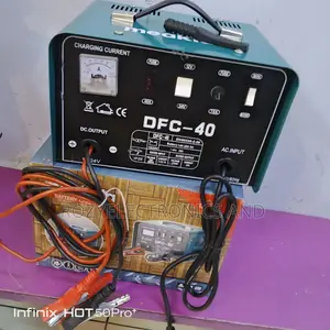 Good Quality Battery Charger 12/24