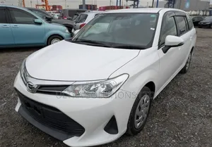 Toyota Corolla Fielder 2018 White
