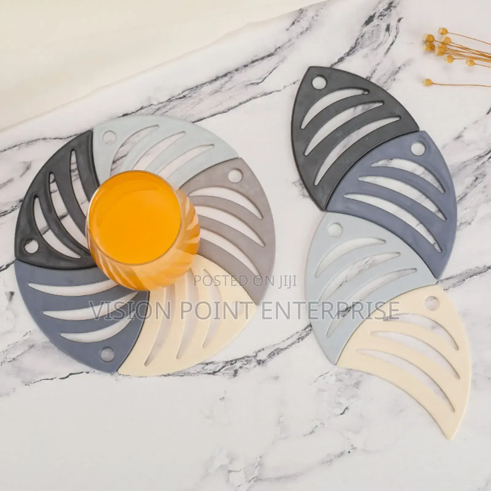 5 Pieces Fish Shaped Silicone Coasters