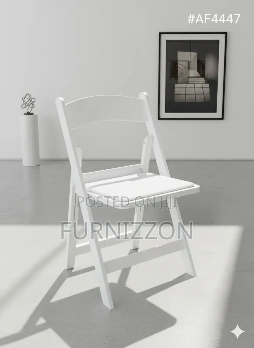 Event Ready White Folding Chair – Strong Comfortable