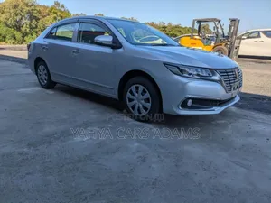Toyota Premio 2020 Silver