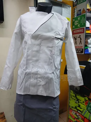 Chefcoats That Hide Spills During Work