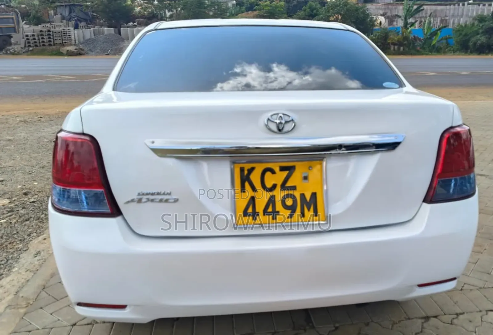 Toyota Axio 2010 White