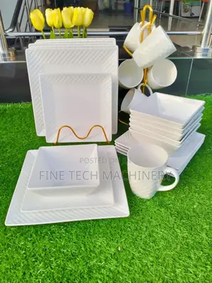 24 Piece Square Dinner Set