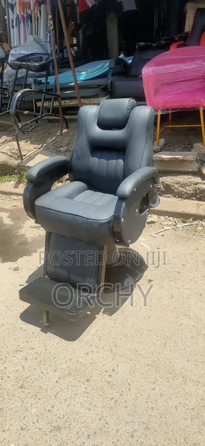 Executive Kinyozi Seats