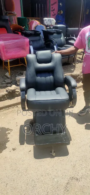 Executive Kinyozi Seats