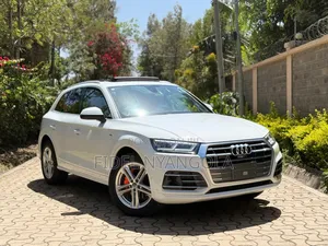 Audi Q5 2.0T Premium AWD quattro 2018 White