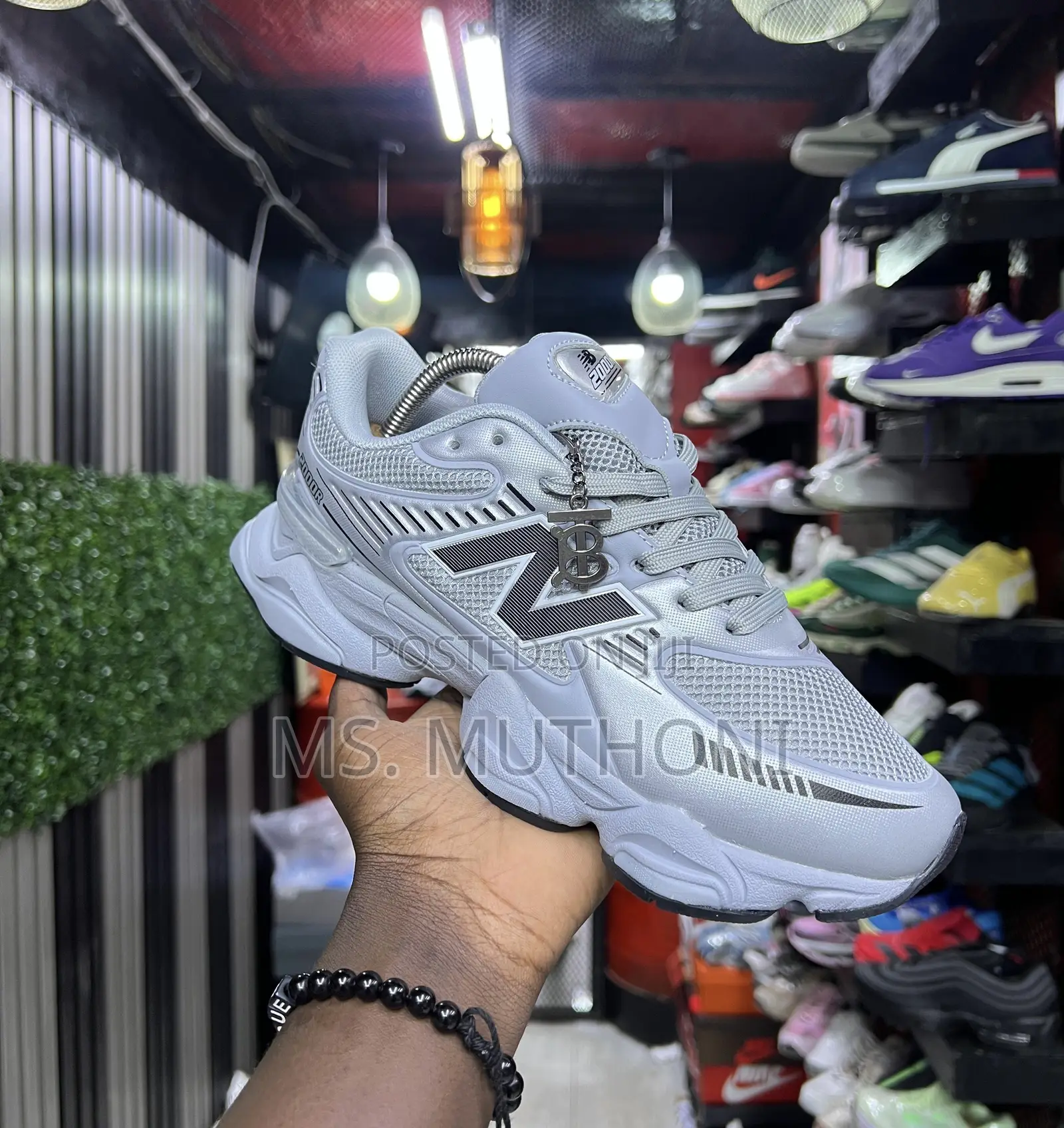 Abzorb 2000r “Grey”/ Black Red /Pink / Blue White Size37-45