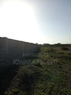 One Acre for Sale in Kamulu 100 Metres From Tarmack