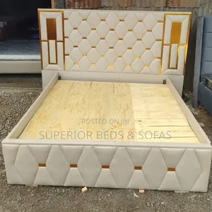 Hex Gold Bed- 5 by 6.