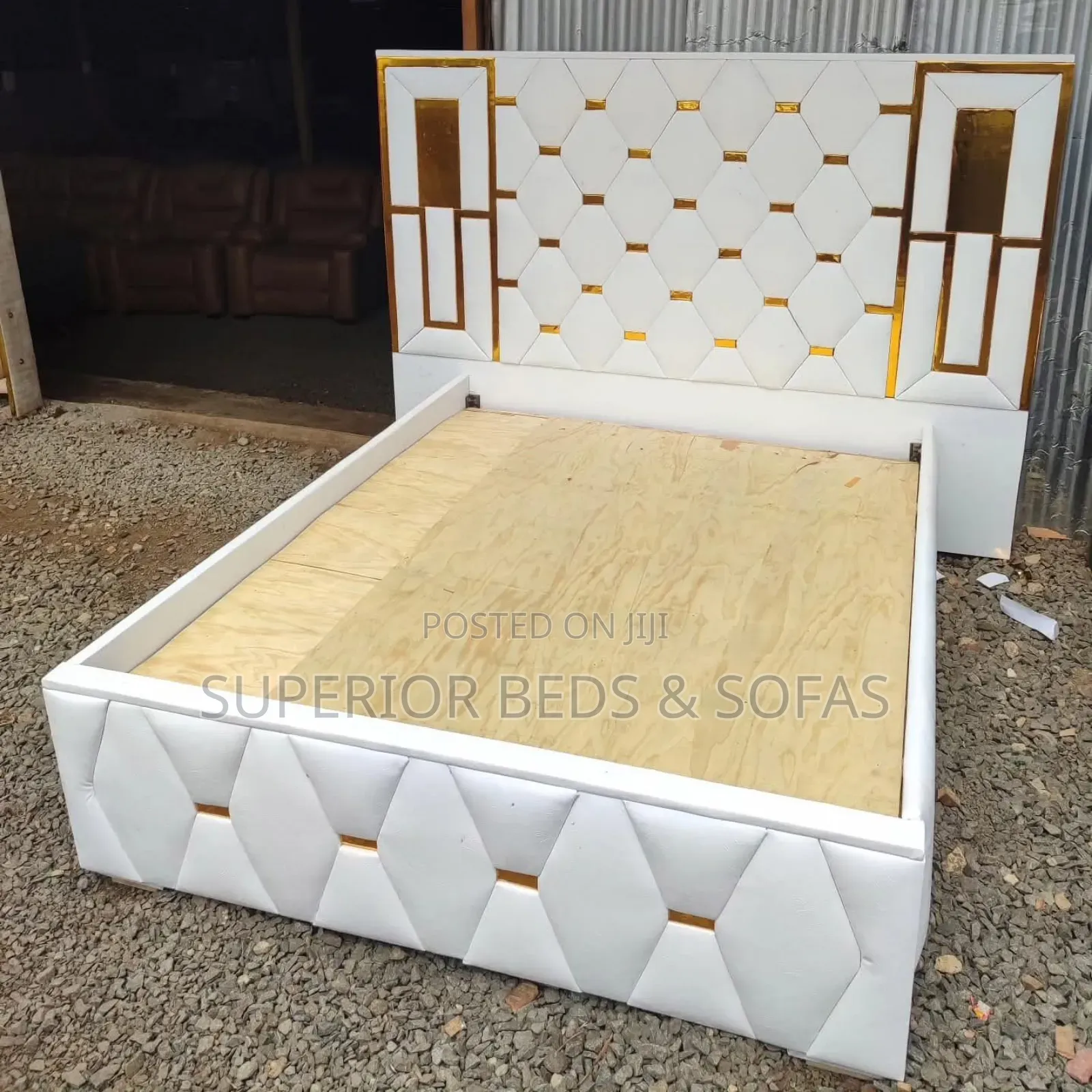 Gold Panel Bed Size 5 by 6