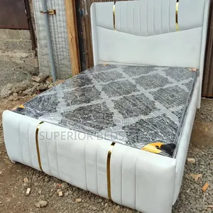 Gold Stripe Bed Size 5 by 6