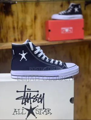 *Stüssy X Converse Chuck 70