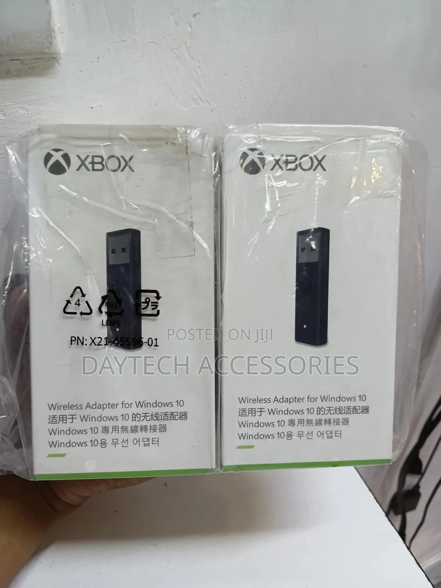 Microsoft Xbox Wireless Adapter for Windows 10/11 for Xbox Series X
