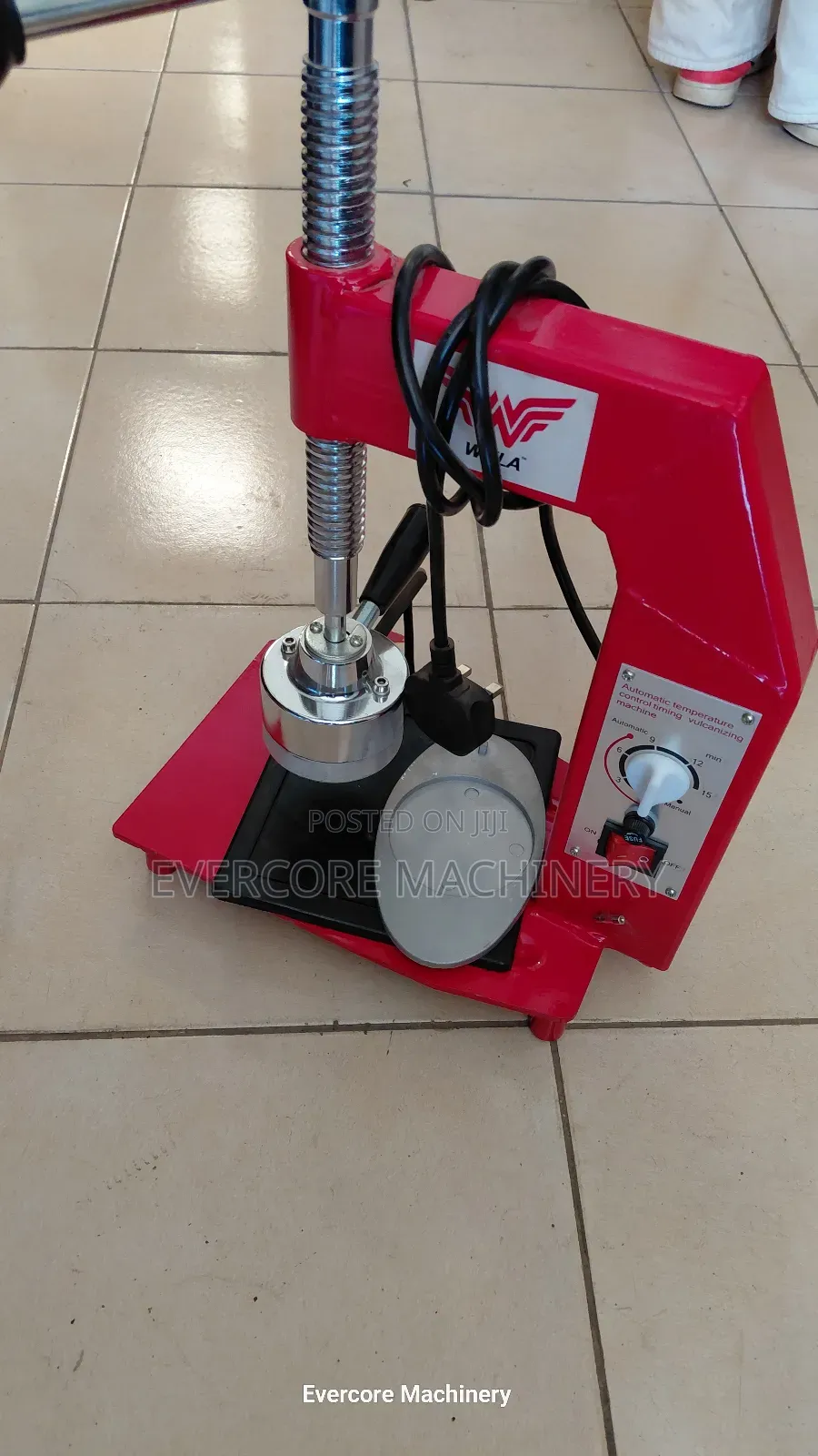 Automatic Temperature Control Timing Vulcanizing Machine.
