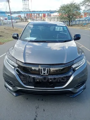 Honda Vezel 2019 Gold