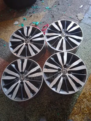 Honda Fit Shuttle, Insight 16inch Rims