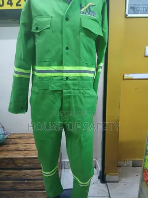 Versitle Safari Com Green Coveralls
