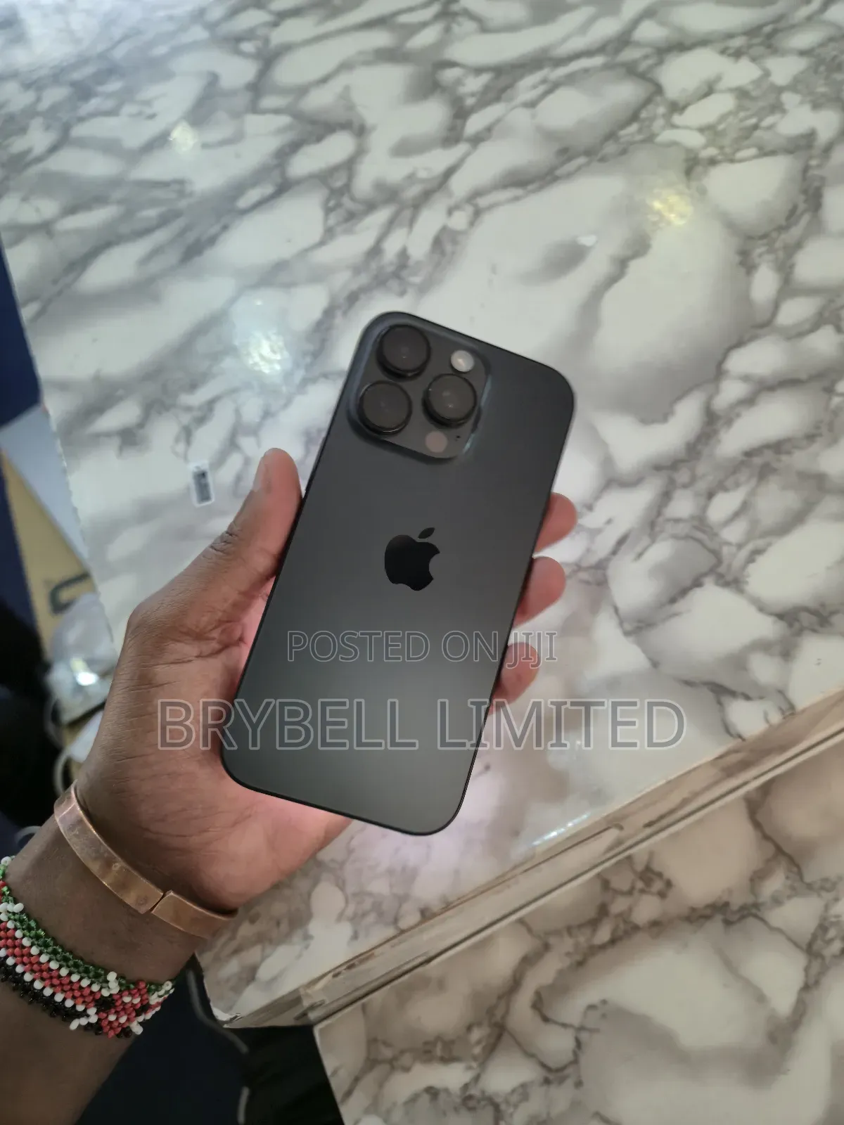 Apple iPhone 16 Pro 256 GB Black