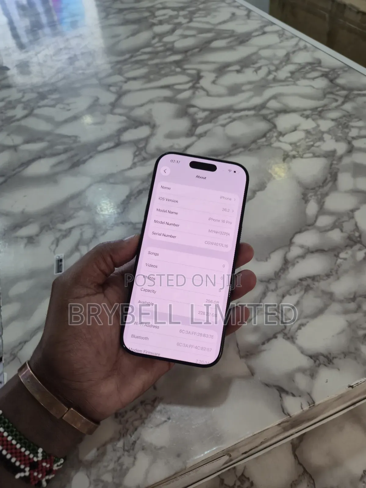 Apple iPhone 16 Pro 256 GB Black