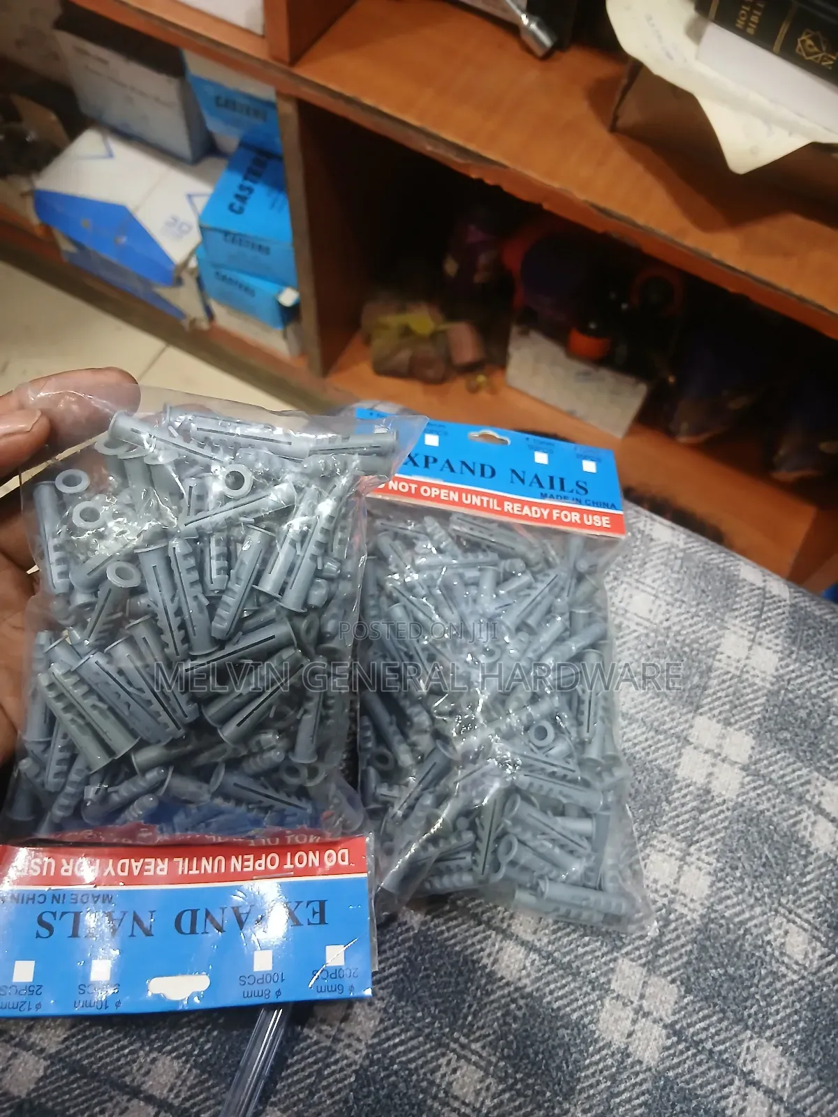 Expandable Wallplug 6mm(200 Pcs)