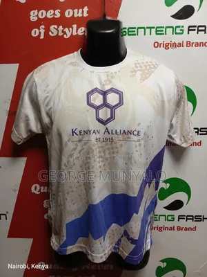 High-detail Multigraphic T-shirt