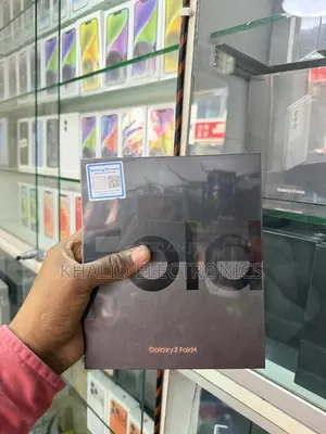 New Samsung Galaxy Z Fold4 256 GB Gray