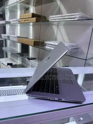 Laptop HP EliteBook 820 G4 8GB Intel Core I5 SSD 256GB