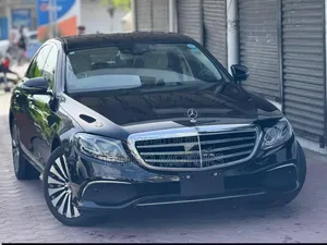 Mercedes-Benz E400 2019 Black