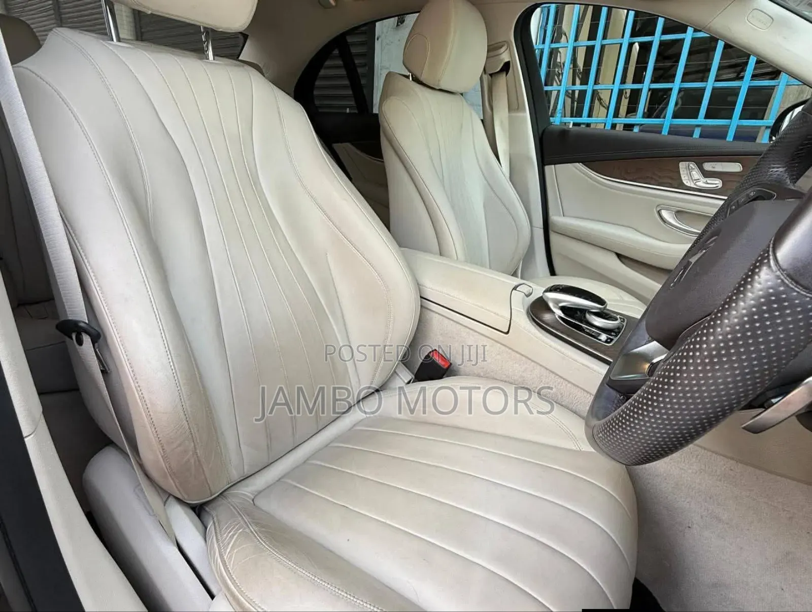 Mercedes-Benz E400 2019 Black
