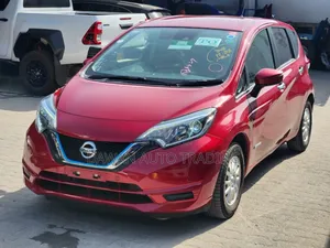Nissan Note 2019 Red