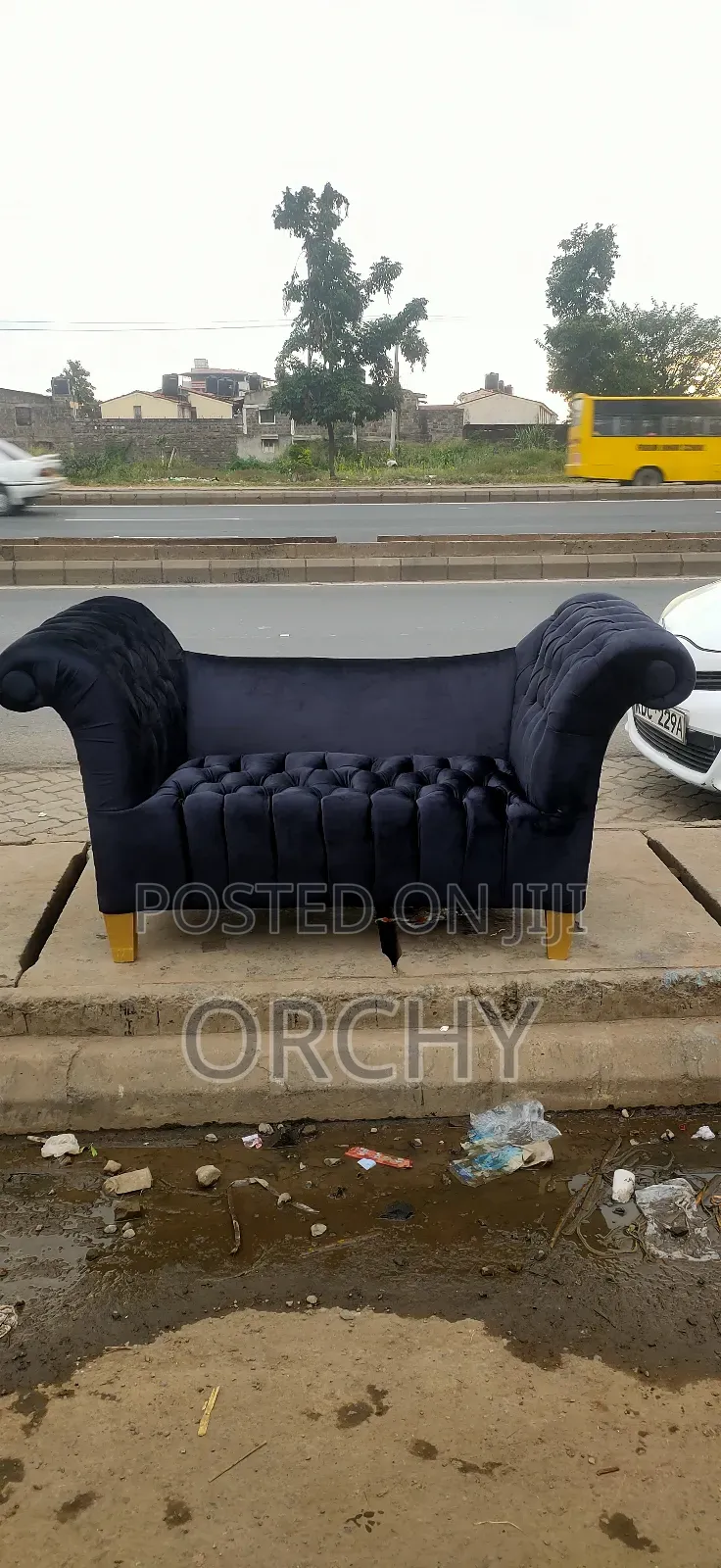 Butterfly Spa Waiting Couch / Arm Chair