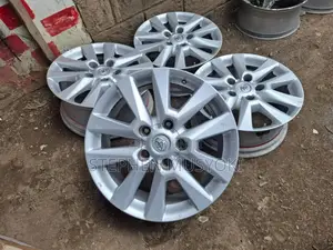 Toyota Landcruiser Amazon/ Cygnus 20inch Wheels