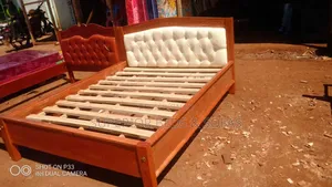 Wooden Tufted Bed 5×6