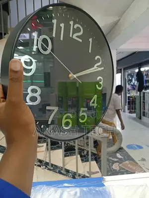 Wall Clock Remote View Camera (Lookcam Pro App)