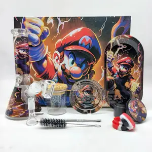 Super Mario Glass Ice Multi-Accessory Bong Gift Set
