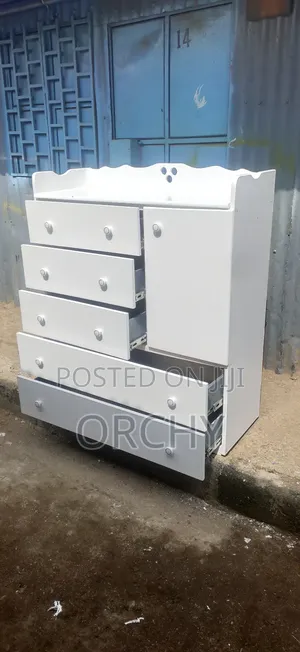 Kid's Wardrobe 4ft*4ft