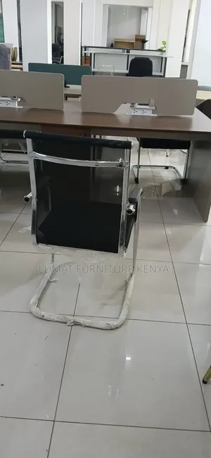 Executive Medium Back Mesh Office Seat