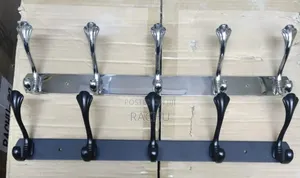 5 Hanging Hooks