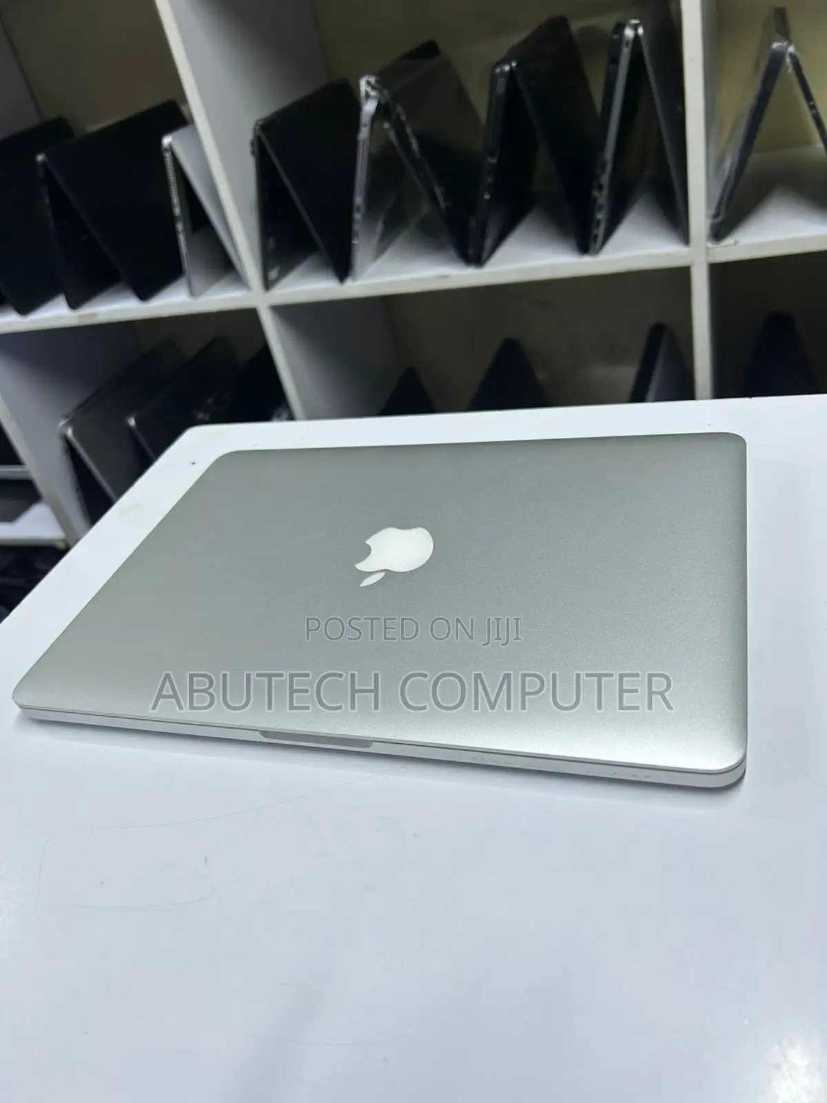 Laptop Apple MacBook Pro 8GB Intel Core I5 SSD 128GB