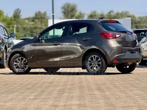 Mazda Demio 2018 Gray