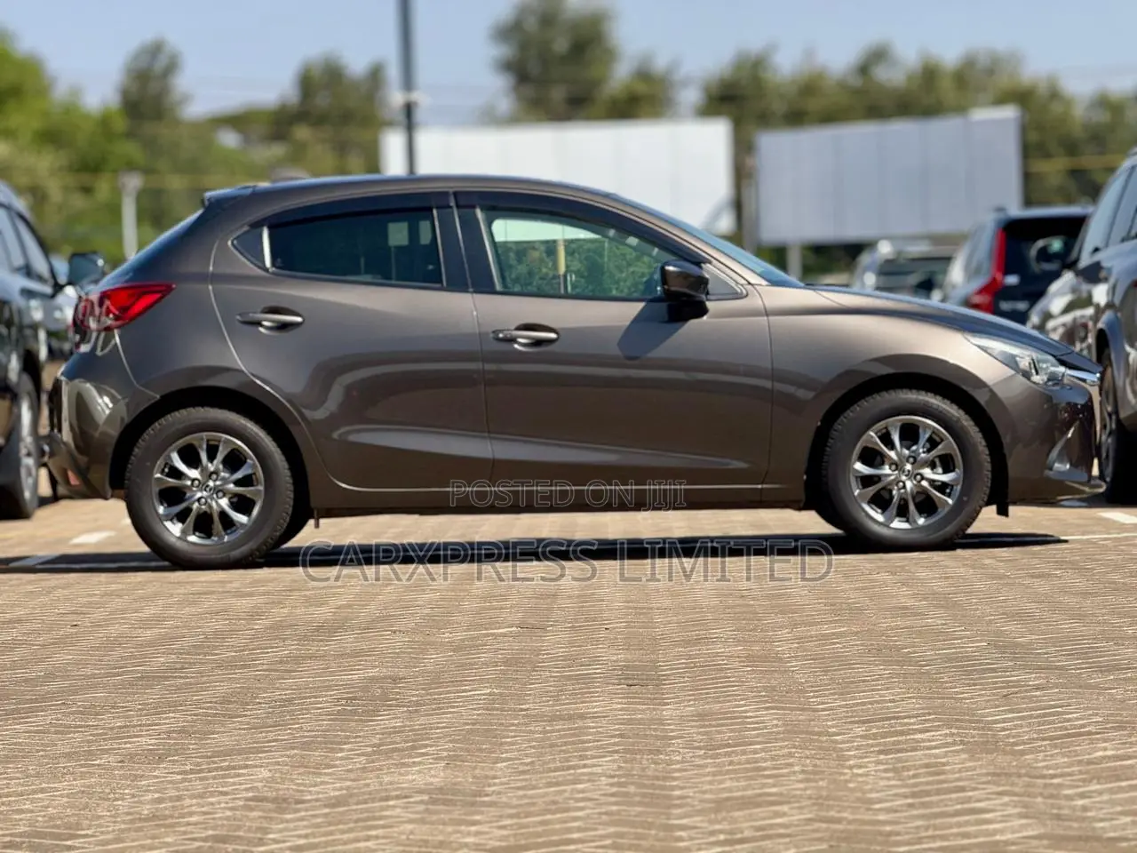 Mazda Demio 2018 Gray