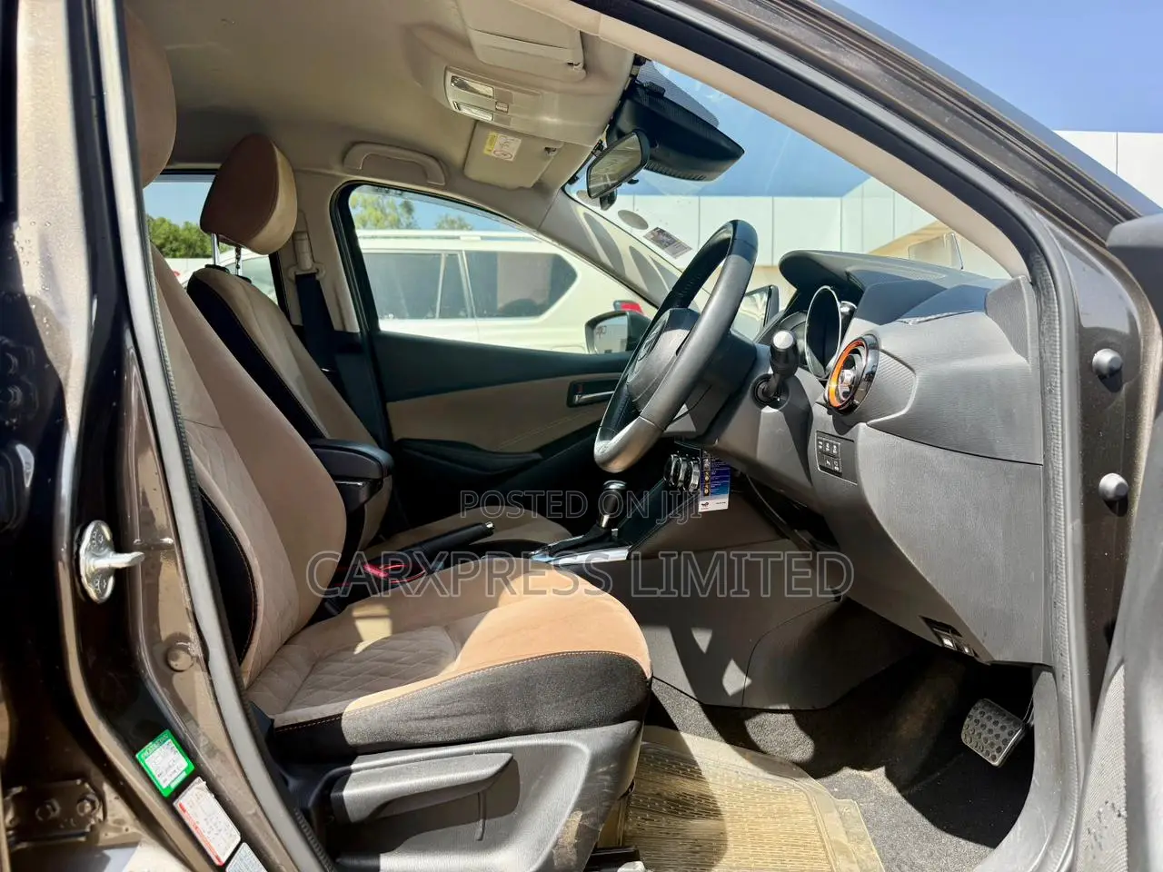 Mazda Demio 2018 Gray