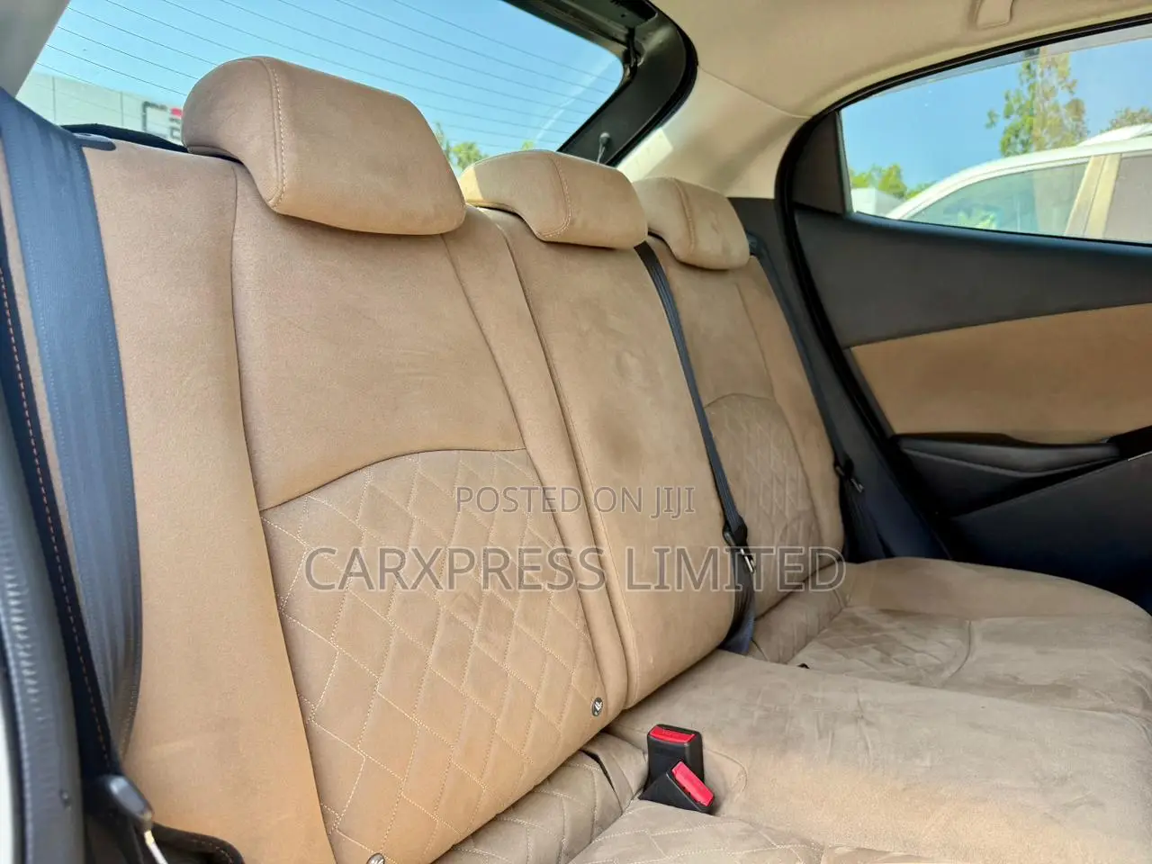Mazda Demio 2018 Gray