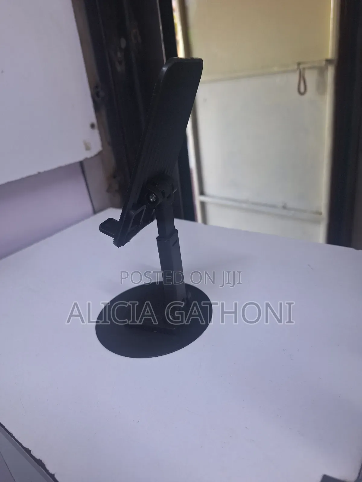 Desktop Rotating Phone Holder