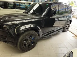 Land Rover Defender 2023 Black