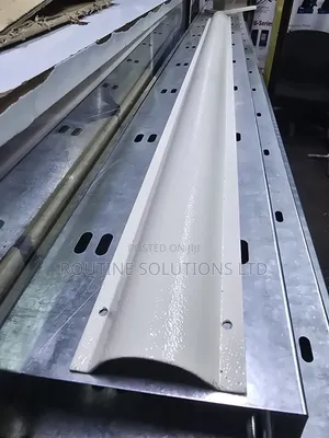 Metallic Floor Trunking 4ft